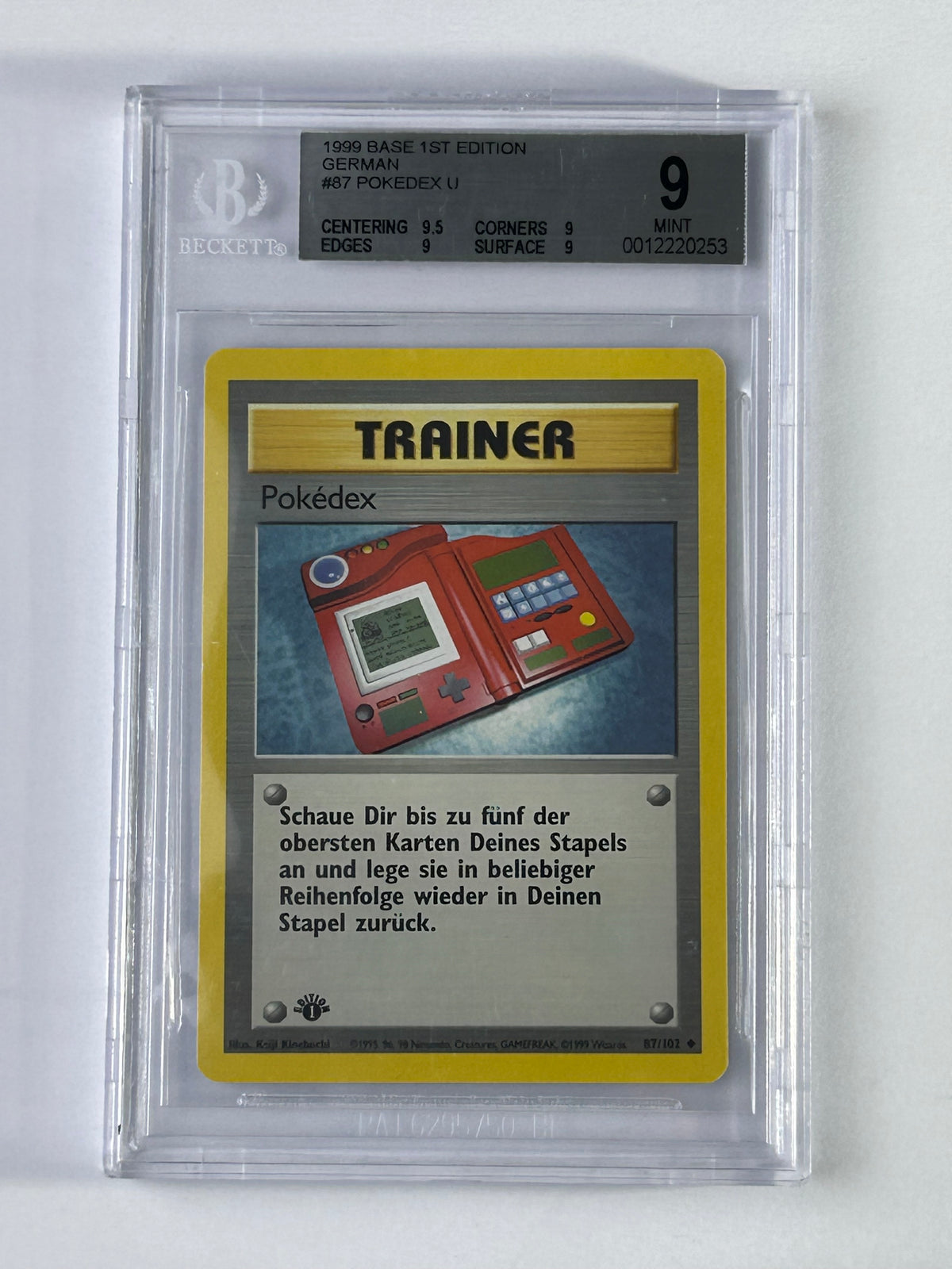 Pokédex 87/102 Base Set 1. Edition Deutsch BGS 9 – Vorderseite